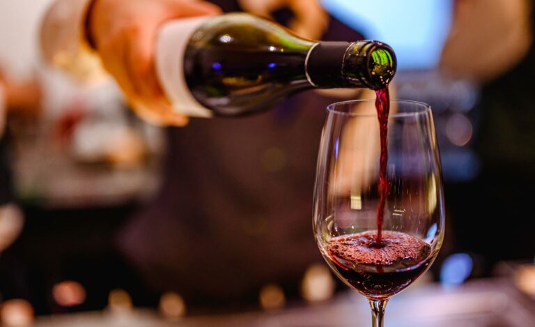 wine bar Honolulu